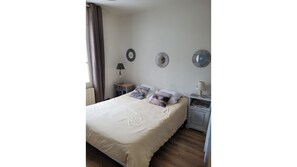 2 chambres, lit parapluie, Wi-Fi gratuit