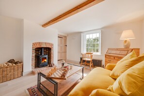 Fernseher, Kamin