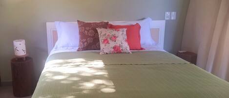 1 chambre, bureau, Wi-Fi gratuit, draps fournis