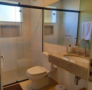 Shower, bidet, towels, soap