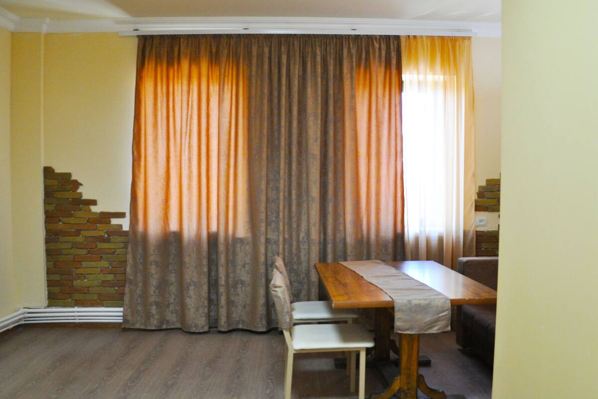 Standard Tek Büyük Yataklı Oda | Ücretsiz kablosuz İnternet, çarşaf takımı