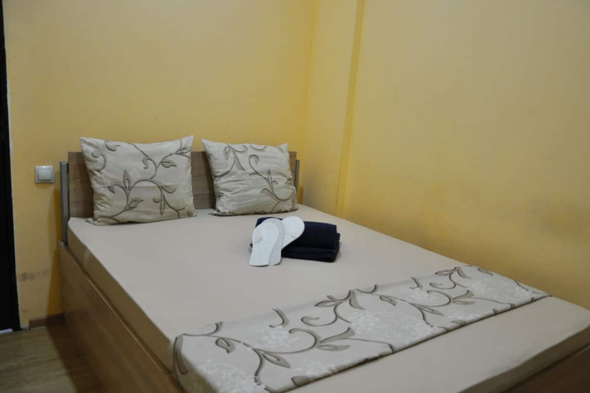 Comfort Apartment | WiFi (free), bed sheets