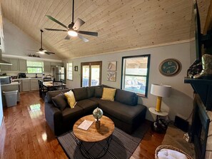 TV connectée, cheminée