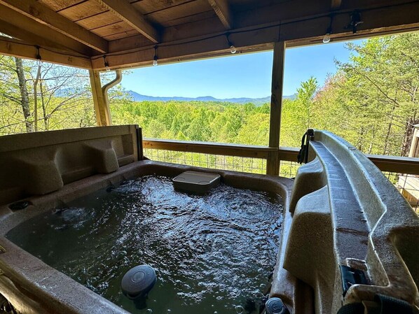Bain à remous extérieur