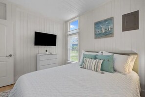 4 bedrooms, memory-foam beds, WiFi - Updated FULL Duplex - Perfect Large Fam Vacay Spot (Atlantic Beach)