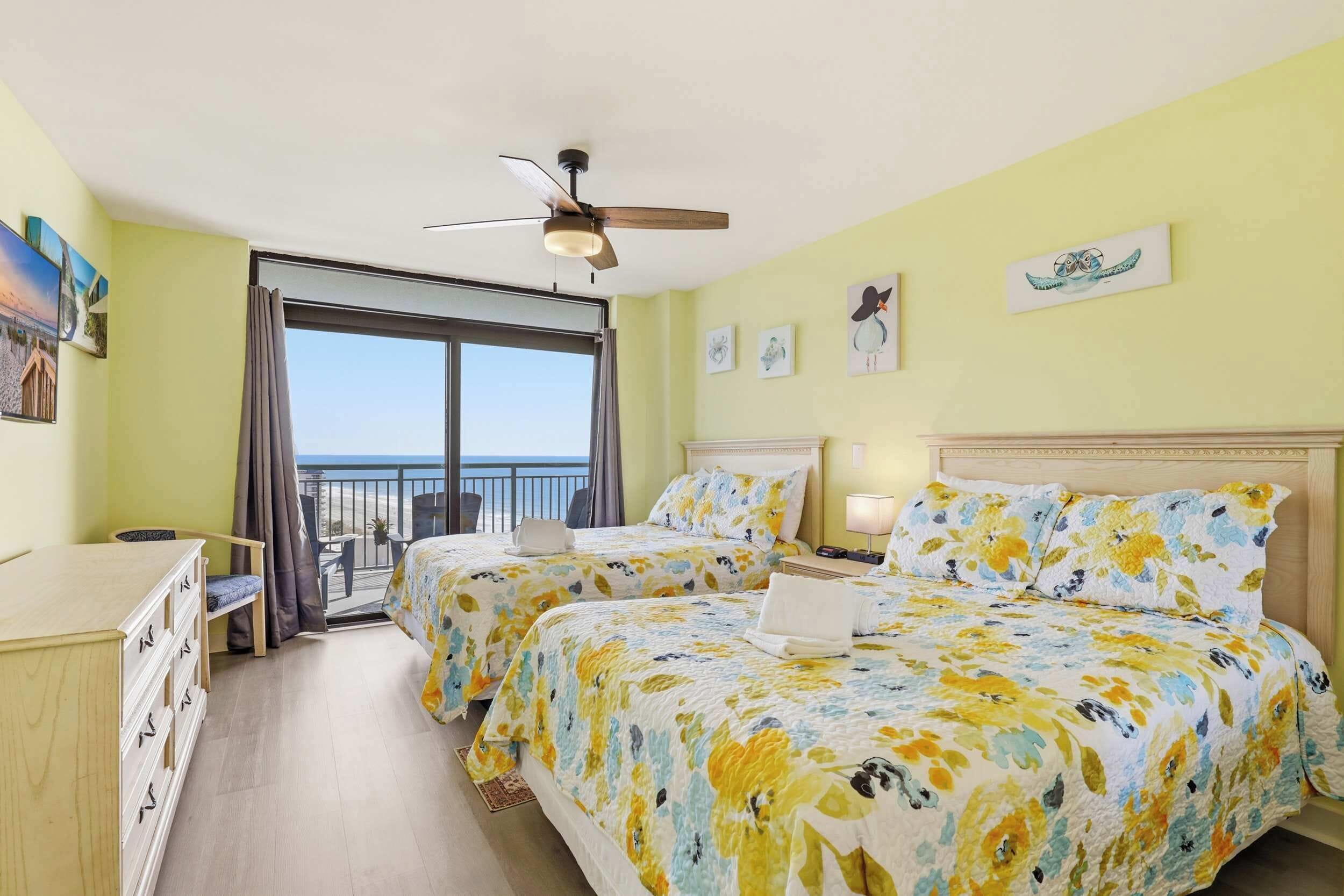 3 habitaciones, tabla de planchar con plancha, wifi y ropa de cama 