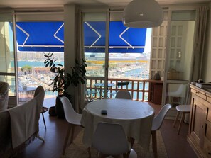 Dining - RIOPASSIONS, LARGE T3, BEAUTIFUL SEA VIEW (Toulon)
