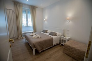 3 chambres, fer et planche à repasser, Wi-Fi gratuit