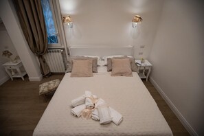 4 bedrooms, iron/ironing board, free WiFi
