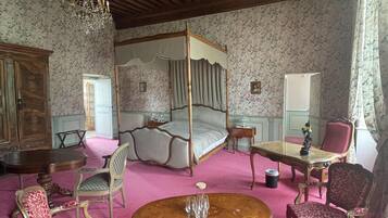 Suite, Ensuite, Park View