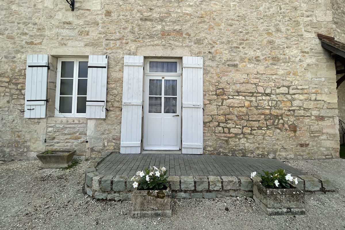 Comfort-Doppelzimmer, mit Bad (Chambre Confort) | 1 Schlafzimmer