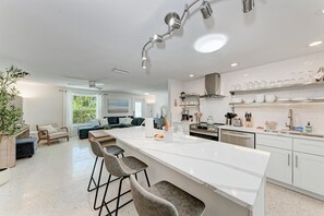 Fridge, microwave, dishwasher, coffee/tea maker