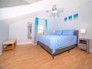 4 soverom, strykejern/-brett, wi-fi og sengetøy