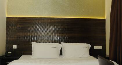 HOTEL GRAND PARKWAY