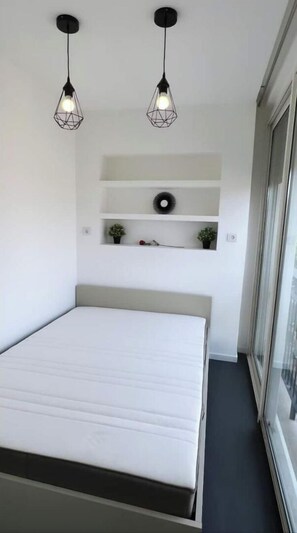 1 chambre, coffres-forts dans les chambres, bureau