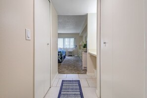 2 bedrooms, iron/ironing board, travel cot, WiFi