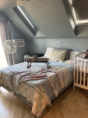 2 bedrooms, blackout drapes, free WiFi, bed sheets