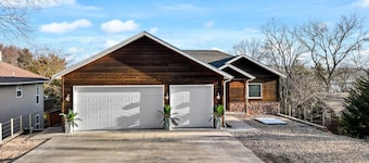 LAKE ARCADE - 5bd 4bth, FAMILY FUN SPOT, 3 stories