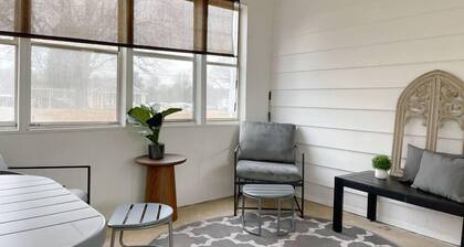 Concord Gem, entire home, pets are welcome!