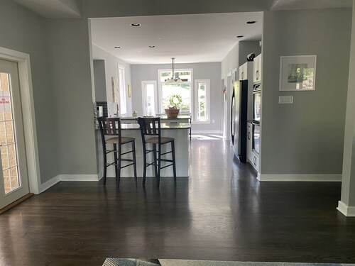 Short Term & Long Term Rental Dogs Allowed Upon Approval