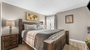 1 chambre, rideaux d’obscurcissement, fer et planche à repasser