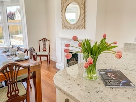 Cottage | Living room