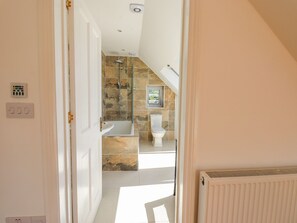Cottage | 4 camere, con stile personalizzato, con arredamento individuale