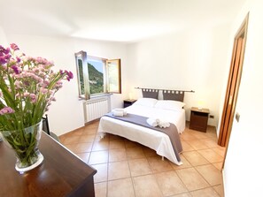 1 Schlafzimmer, Bügeleisen/Bügelbrett, Reisekinderbett, kostenloses WLAN