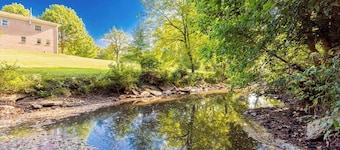 12acre Villa right by Keeneland-Keene Creek Estate 10,000sqft