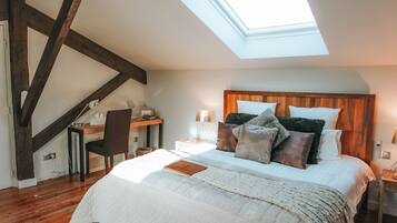 8 camere, ferro/asse da stiro, accesso a Internet, lenzuola