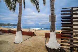 Liegestühle, Strandtücher