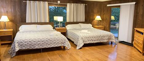 4 bedrooms, desk, iron/ironing board, travel cot