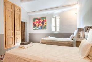 5 chambres, fer et planche Ă repasser, Wi-Fi, draps fournis