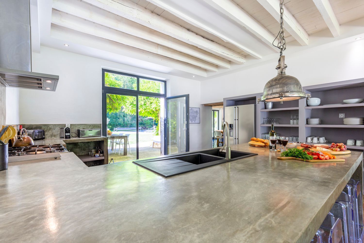 Lave-vaisselle, chaise haute