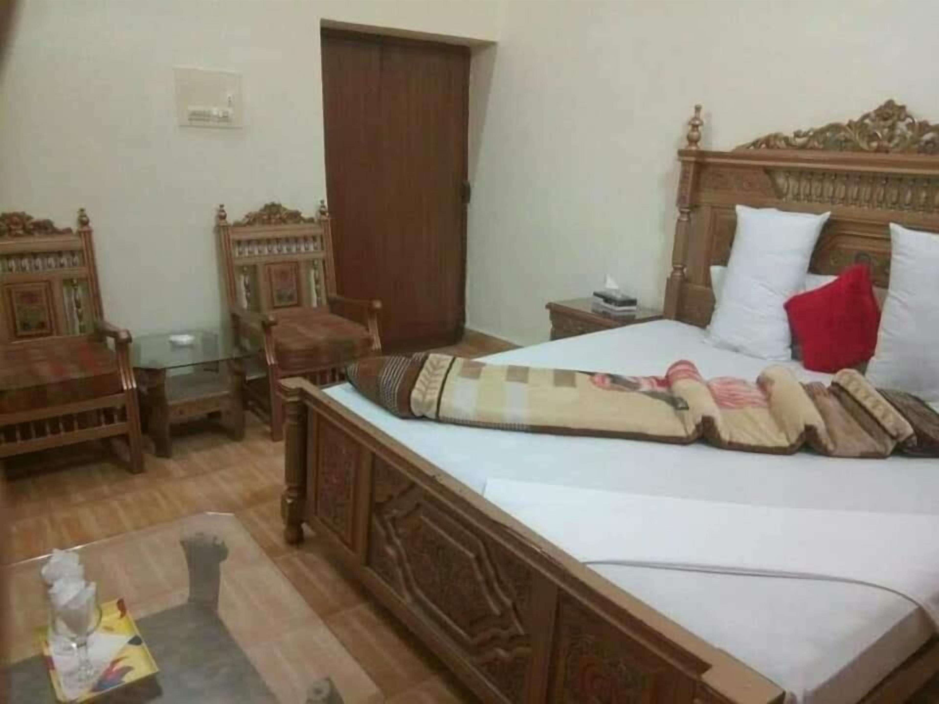 standard double room | iron/ironing board, free wifi