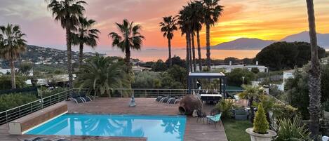 Outdoor pool, a heated pool