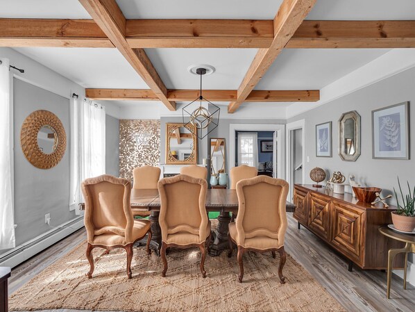 House | Egyptian cotton sheets, premium bedding, pillowtop beds - Timberline Lodge (Ellicottville)