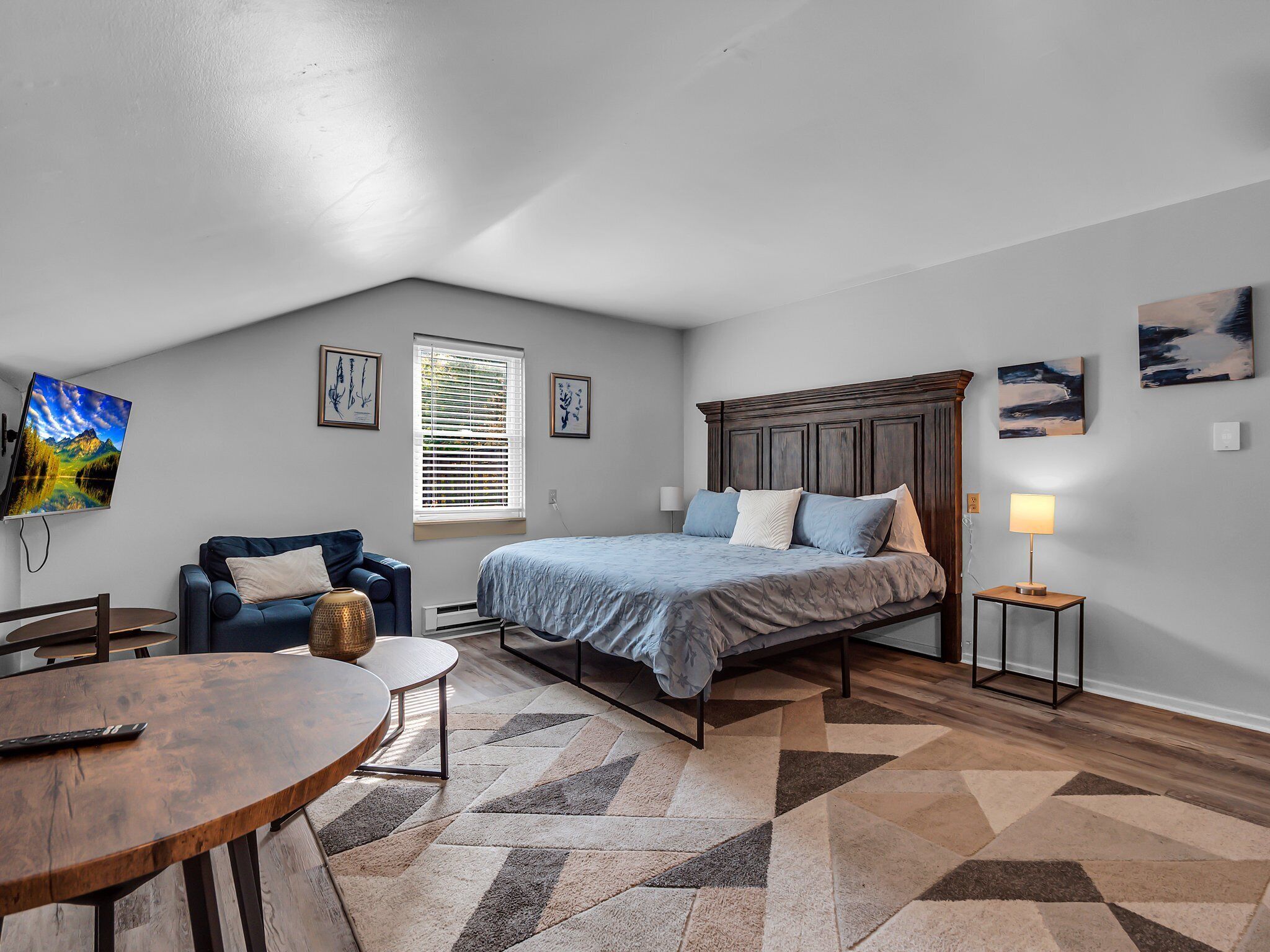 Deluxe-Doppelzimmer, 1 King-Bett | Blick auf den Innenhof