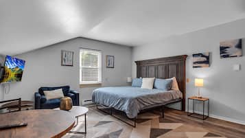 Deluxe-Doppelzimmer, 1Â King-Bett | Blick auf den Innenhof