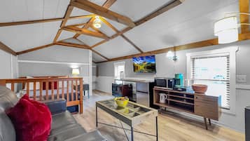 Ski Wing | Egyptian cotton sheets, premium bedding, pillow-top beds