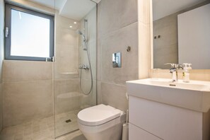 Hair dryer, towels - Villa Laban - Three Bedroom Villa, Sleeps 6 (Paralimni)