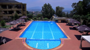 Alberca al aire libre