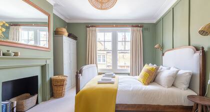 Luxurious and Well-Designed 3BD flat, Clapham