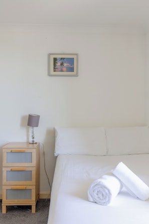 1 bedroom, Internet, bed sheets