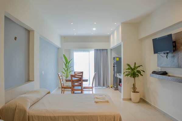 Family Quadruple Room - Isla Coral Posada Real (Rincón de Guayabitos)