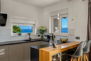 Dishwasher, high chair, ice maker
