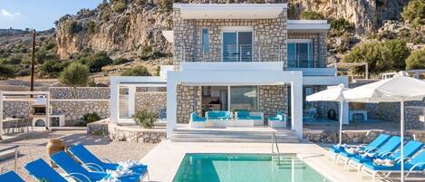 Et oppvarmet basseng