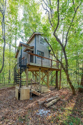 Luxury, Secluded Treehouse on the Rivanna River