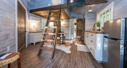 Luxury, Secluded Treehouse on the Rivanna River