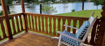 Cozy Cabin on the ICW Waterfront. Book your Spring and Summer vacations now!